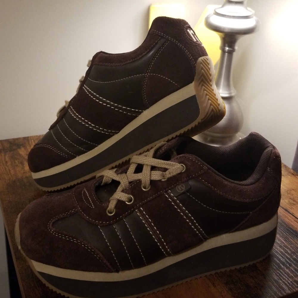 Report Footwear  Flatform Sneaker👟